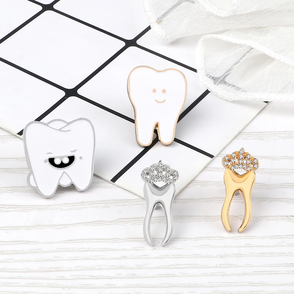 4 Styles Cartoon Smile Teeth Enamel Pins Crystal Metal Brooches High Quality Lapel Pin Badges Jewelry Gift for Friend Dentisit