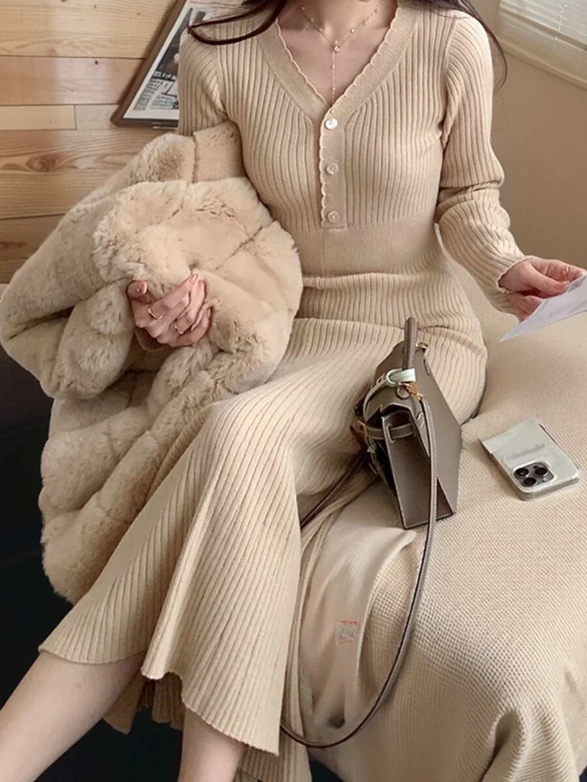 

Romantic Curves Woolen Knitted Dress Women's Winter Sweater Dress Machine Woven Craft V-Neck Long Sleeve Elegant Style