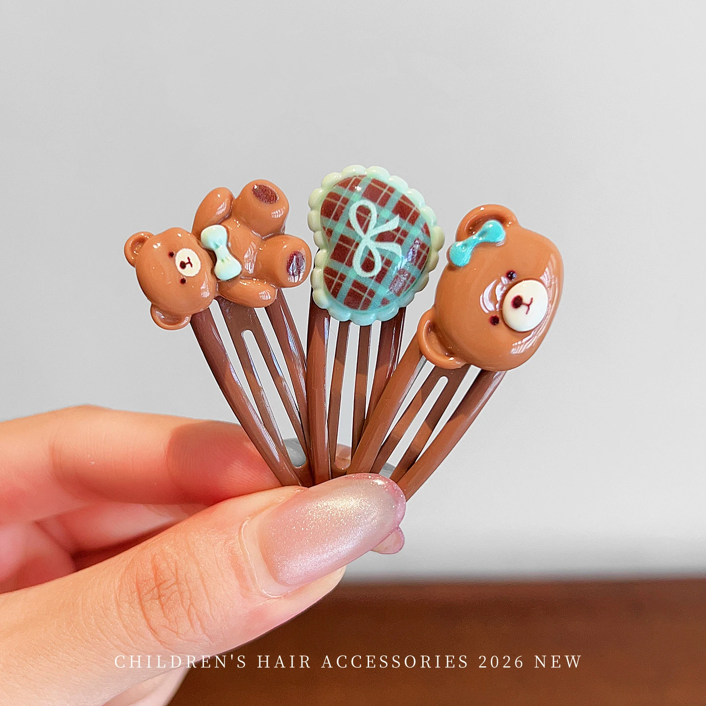 5 Stück Harz-Haarspangen mit Cartoon-Bären- und Hasenmotiven, Braun Bemalte Blumen-Haarklammern für Babys, Mädchen, Kinder und Frauen, Haaraccessoires – Detail 8