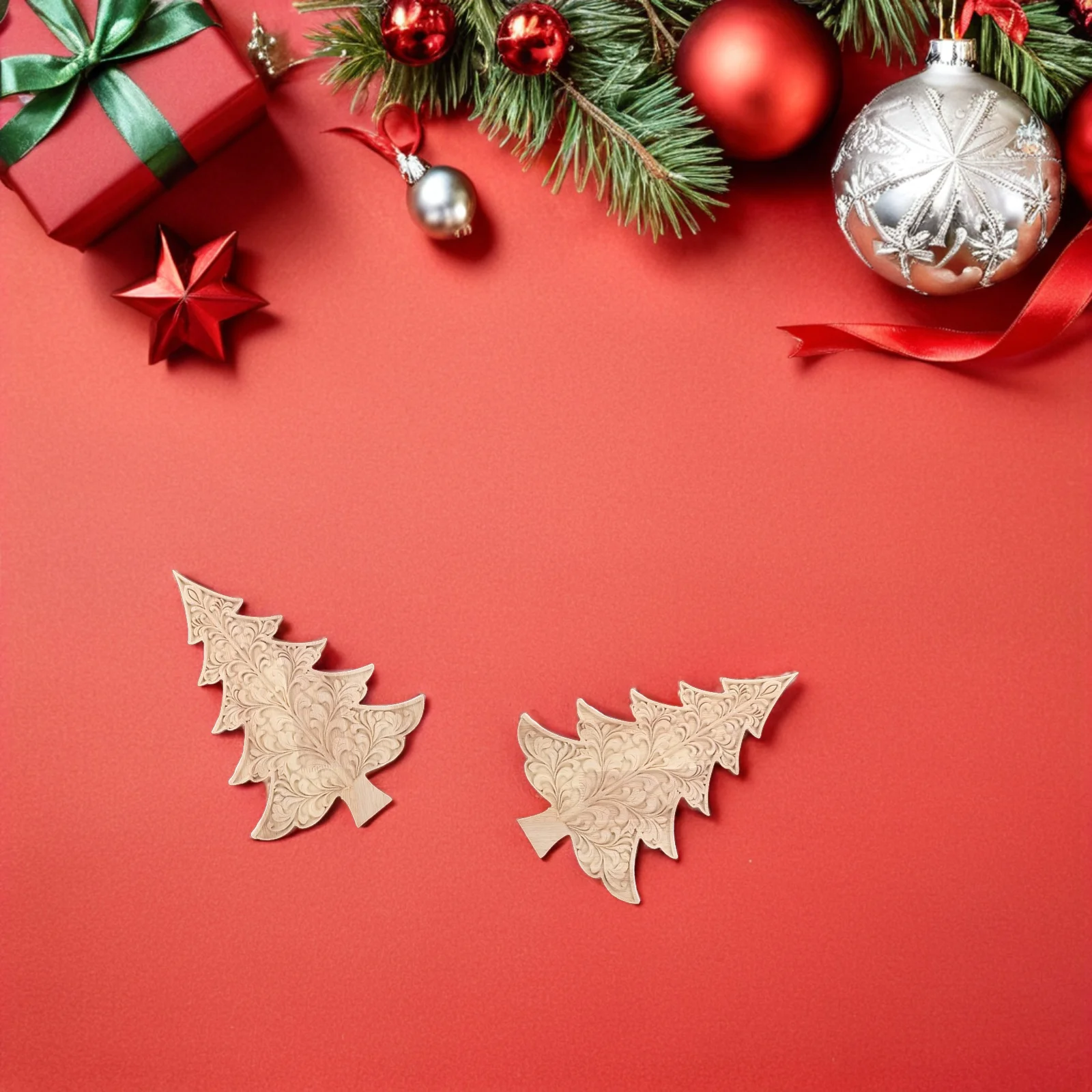 

Rustic Wooden Christmas Tree Decoration Natural Finish 3D Carved Xmas Tree for Farmhouse Holiday Mantel Shelf Tiered Tray