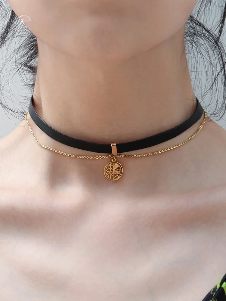 

Creative Retro Style Museum Long Happiness Unisex Leather Clavicle Bracelet And Earring Set for Women Red Color Gift Box