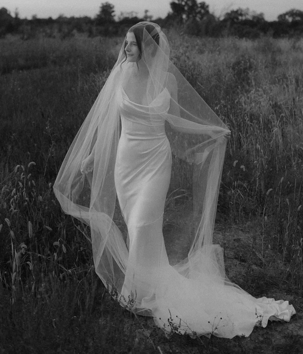 KOYOUN-vestidos de novia sencillos con tirantes finos para mujer, traje plisado de sirena con cuello desbocado, para fiesta de boda, 2024