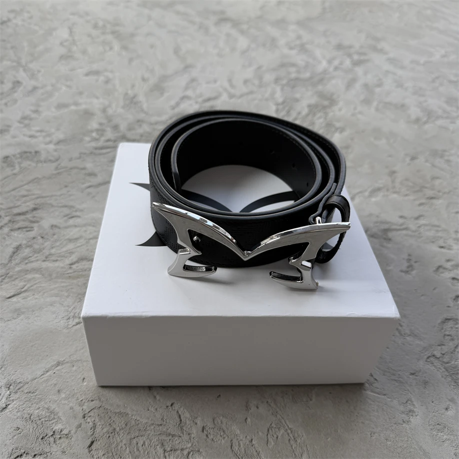 Mertra Silver Tone Vintage Metal Buckle Belt Black Leather for Couples Unisex Fashion Accessories Waist Belt