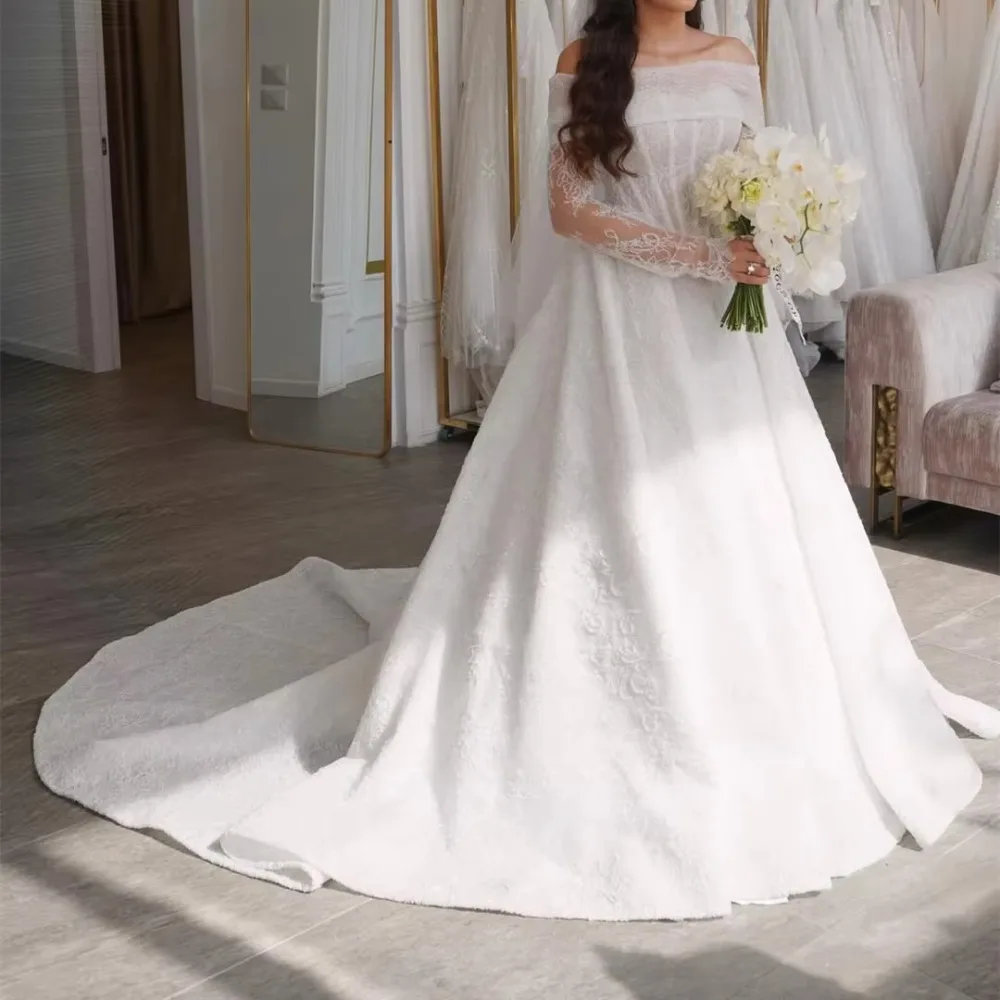 Customized Off Shoulder Long Sleeved A-line Lace Wedding Dresses Elegant Celebrity Dress Exquisite High Quality Prom Party Gowns