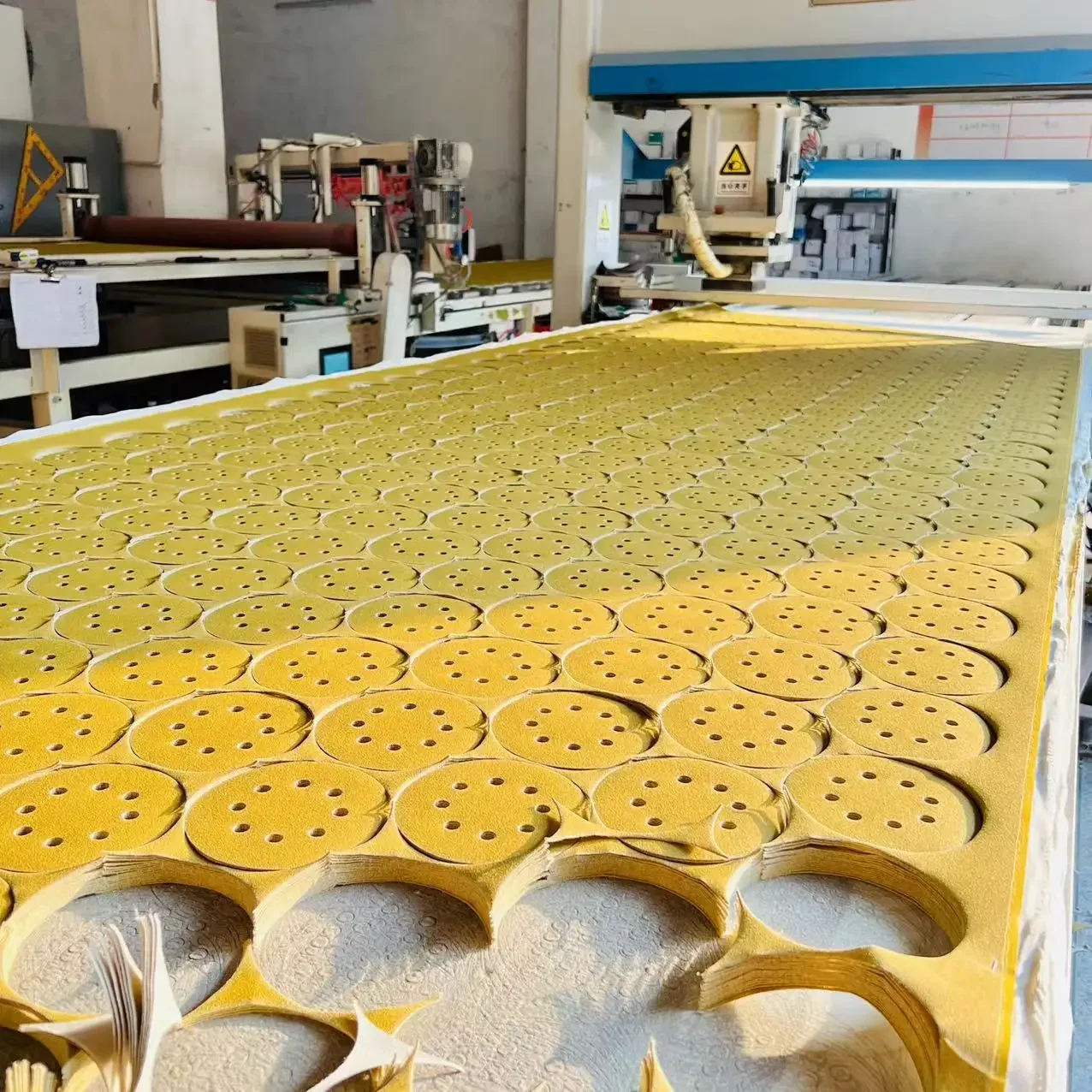 10/50/105 Stück gelbes Schleifpapier, 125 mm, 5 Zoll, 8 Löcher, Schleifscheiben für Auto, Holzbearbeitung, Metallschleifscheibe, Schleif- und Polierwerkzeug – Detail 18