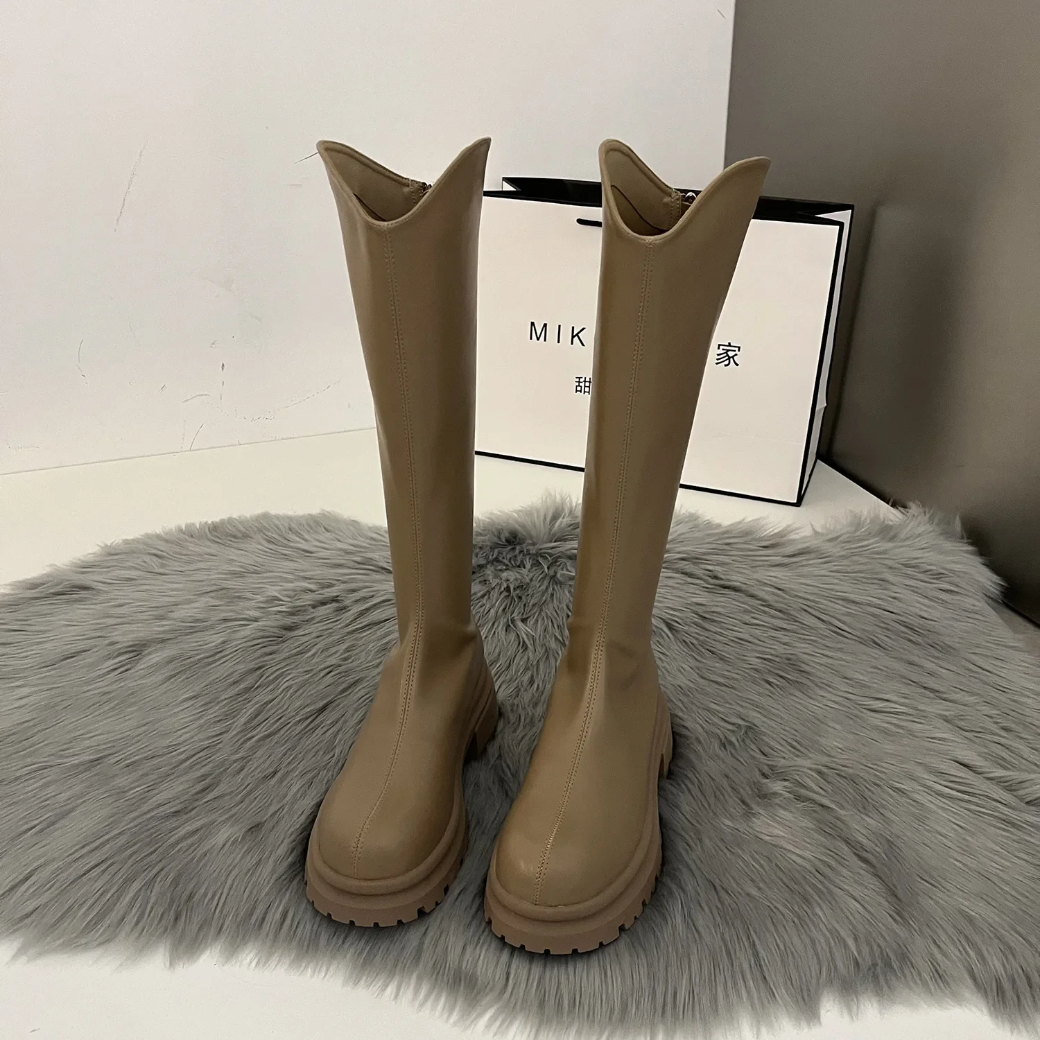 Retro Einfarbige Stiefel Damen Kniehohe Stiefel Mode Reißverschluss Hinten Ritterstiefel Quadratische Absätze Herbst Winter Damenschuhe – Detail 8