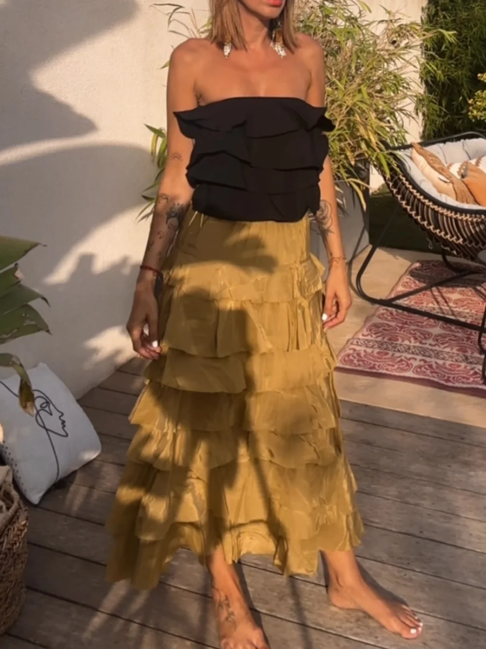 

Women's Army Green Vintage Tiered Midi Skirt Casual Elegant Long Chic Streetwear Fashion Elastic Waist Skirt