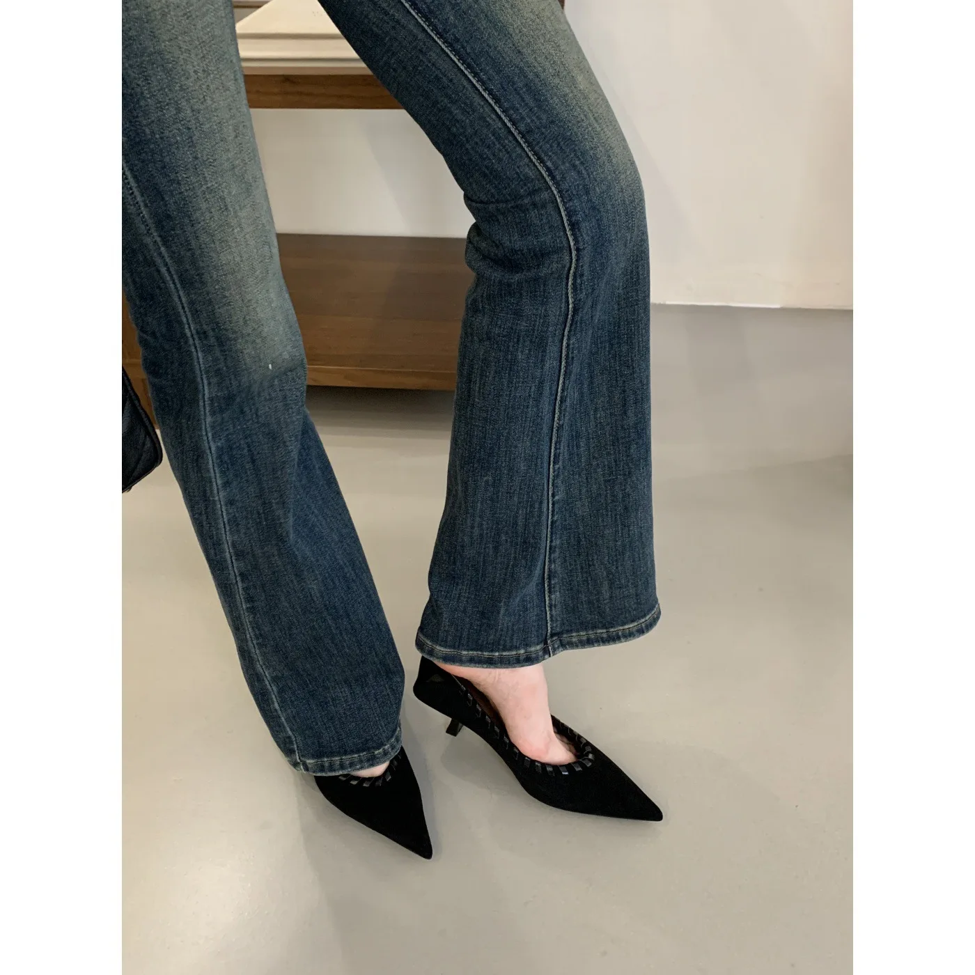 ハイヒール-ポインテッドトゥ-レディース-ローヒール-シューズ-サンダル-レディース-レースアップ-セクシー-パンプス-2026-スリップオン-スパイク-カジュアル-アフリカンドレス-レトロ