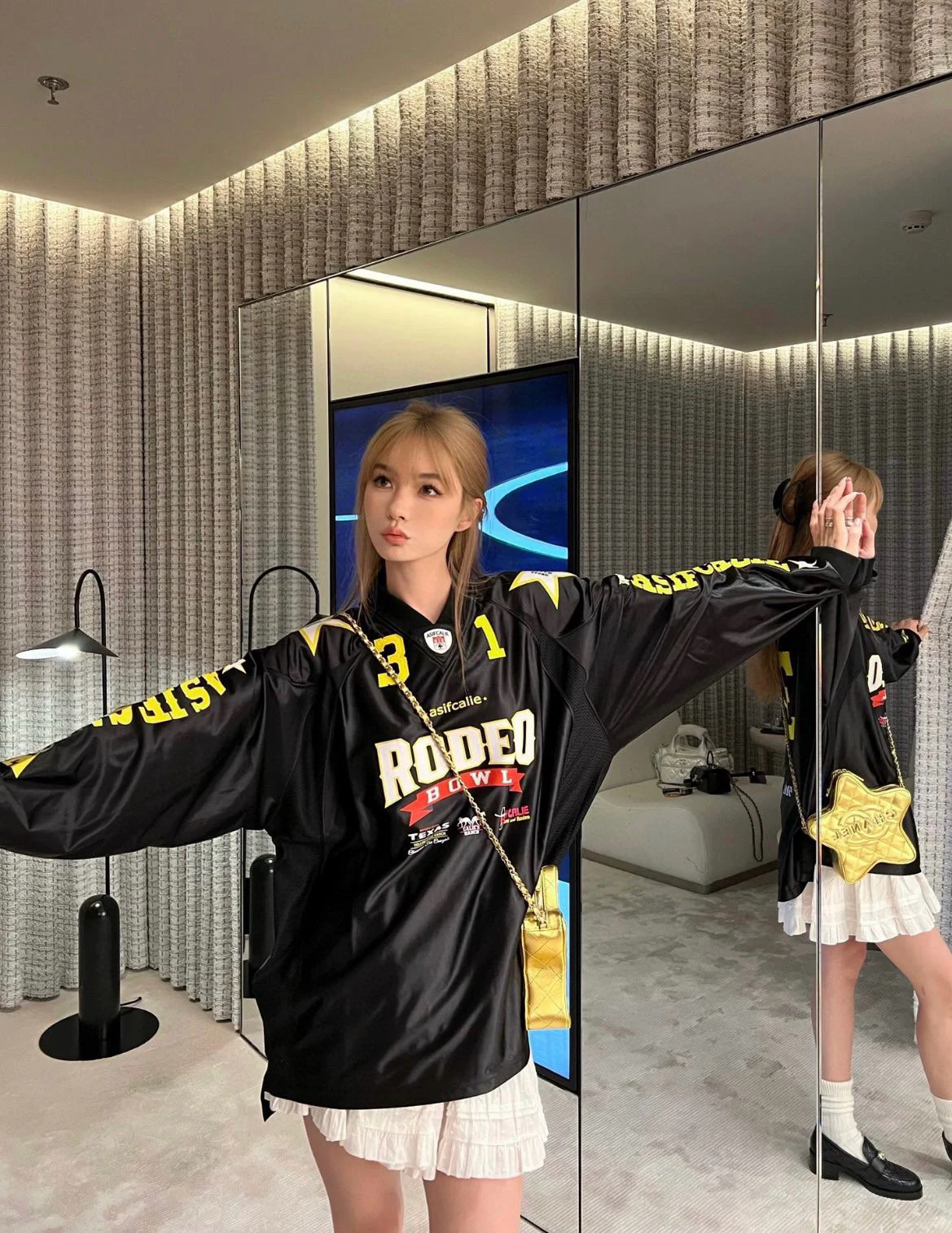 Solto longo Sve American Retro Patchwork Ilhó Racing Suit Camiseta feminina Cool Sle Poliéster Fino Outono V-ne Texto Pa...