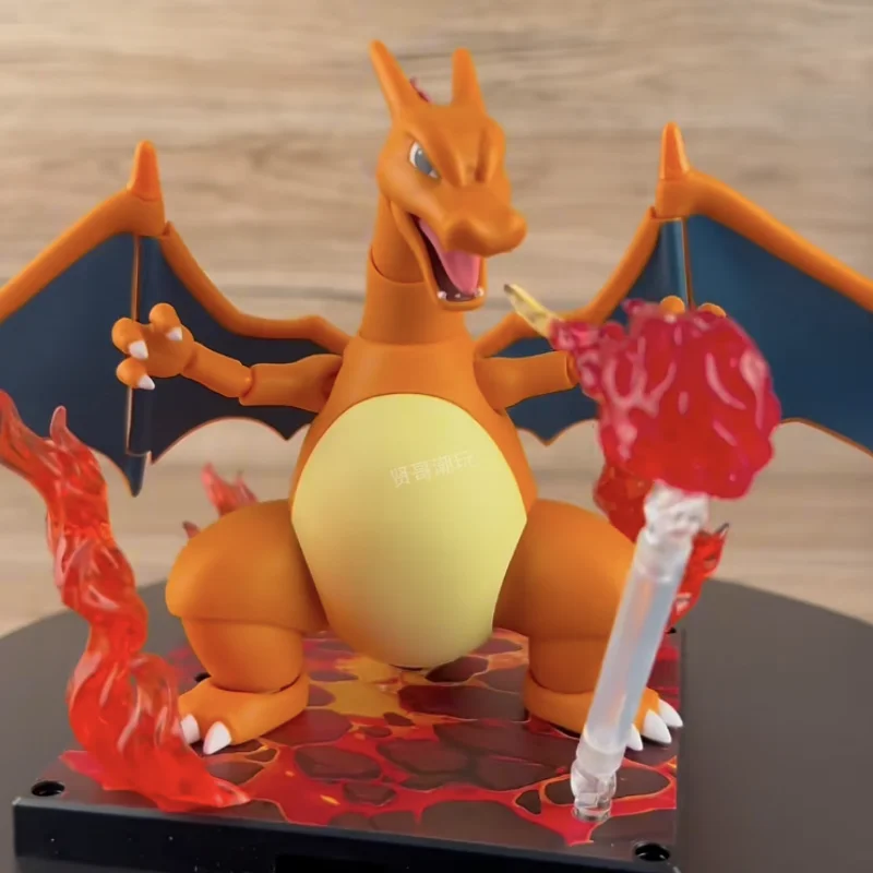 Blokes Pok è Mon Assemblare Action Doll Pikachu Charizard Decorazione del desktop Anime Originale Giocattolo personalizzato per bambini Gif di compleanno