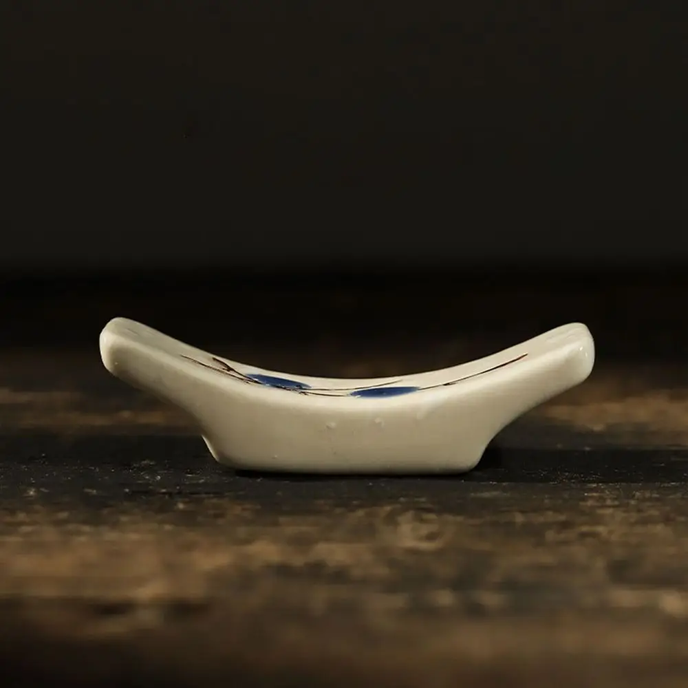 Chopstick Holder Ceramic Pen Rest Spoon Fork Rest Stand Desktop Ornaments Calligraphy Pen Holder Penmanship Kitchen Tableware