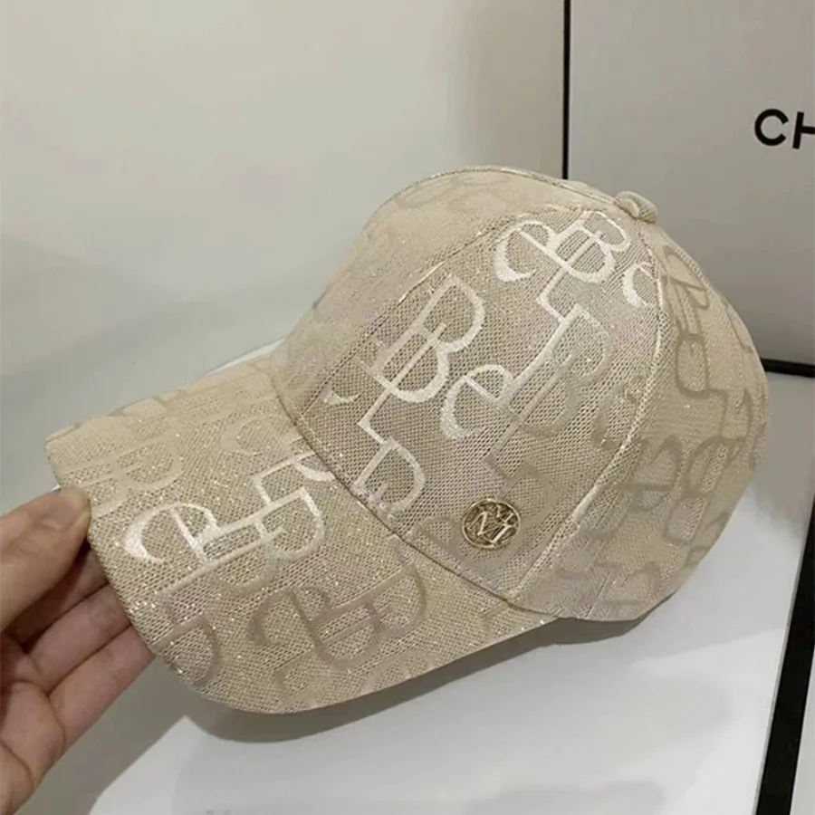 Unisex Fashion Adjustable Baseball Cap Spring Summer Autumn M Round Logo Cap Style Suitable for All Seasons image 3