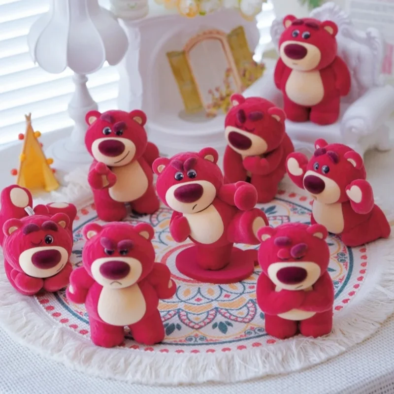 

Disney История игрушек, серия LOTSO It's Me, клубничный медведь, конфетные куклы, украшение для автомобиля, игрушка для девочек, подарок на день рождения