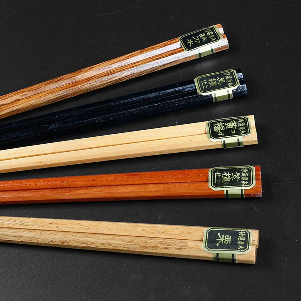 

5Pairs Wooden Chopsticks Set Japanese Style Natural Reusable Anticorrosive Smooth Surface for Beginners and Household Gift Eco