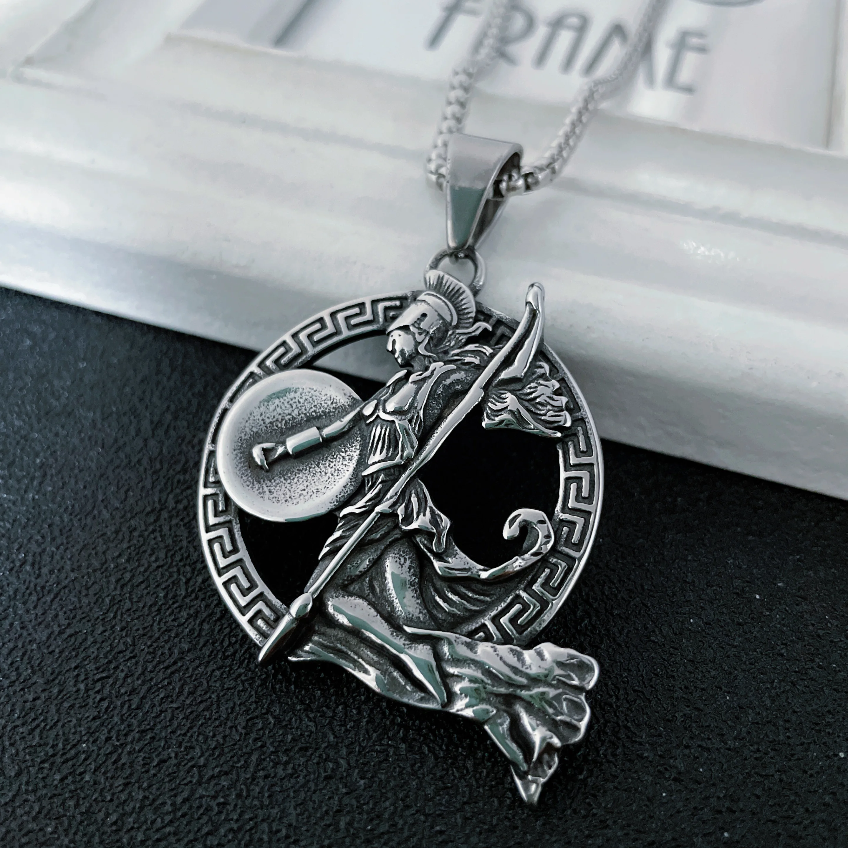 القوطية اليونانية آلهة الأساطير الرومانية المحارب آلهة مينيرفا أثينا قلادة قلادة خمر للرجال النساء مجوهرات اكسسوارات #2