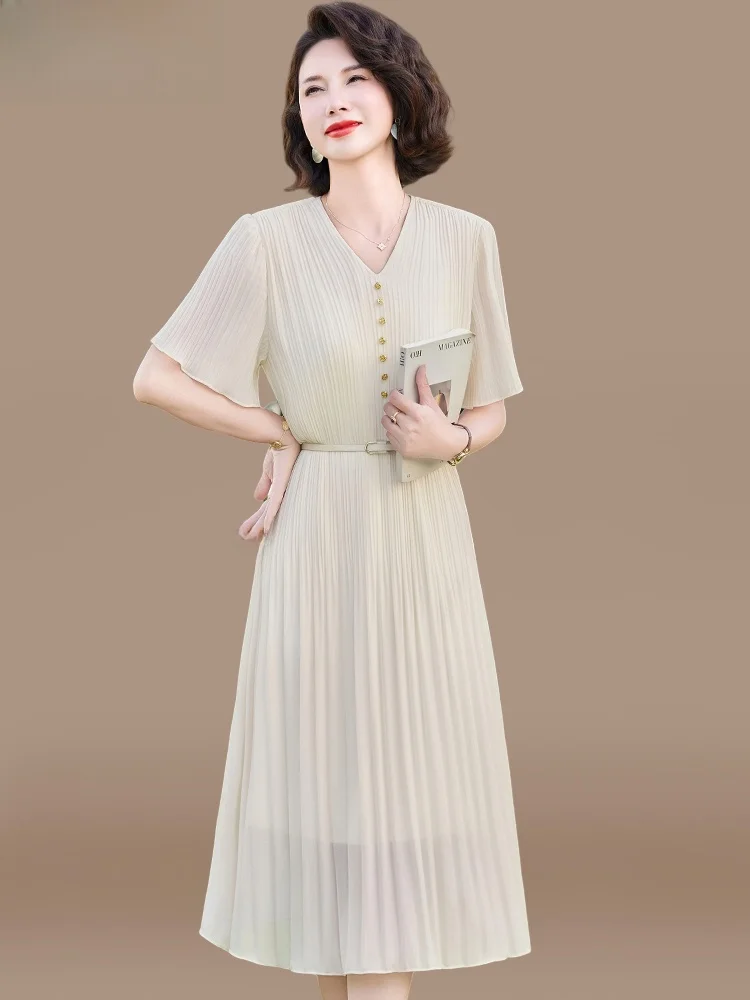 

Модное летнее платье для мам среднего и пожилого возраста, с коротким рукавом, шифоновое, с широкой юбкой, стильное, с V-образным вырезом, с поясом, миди...