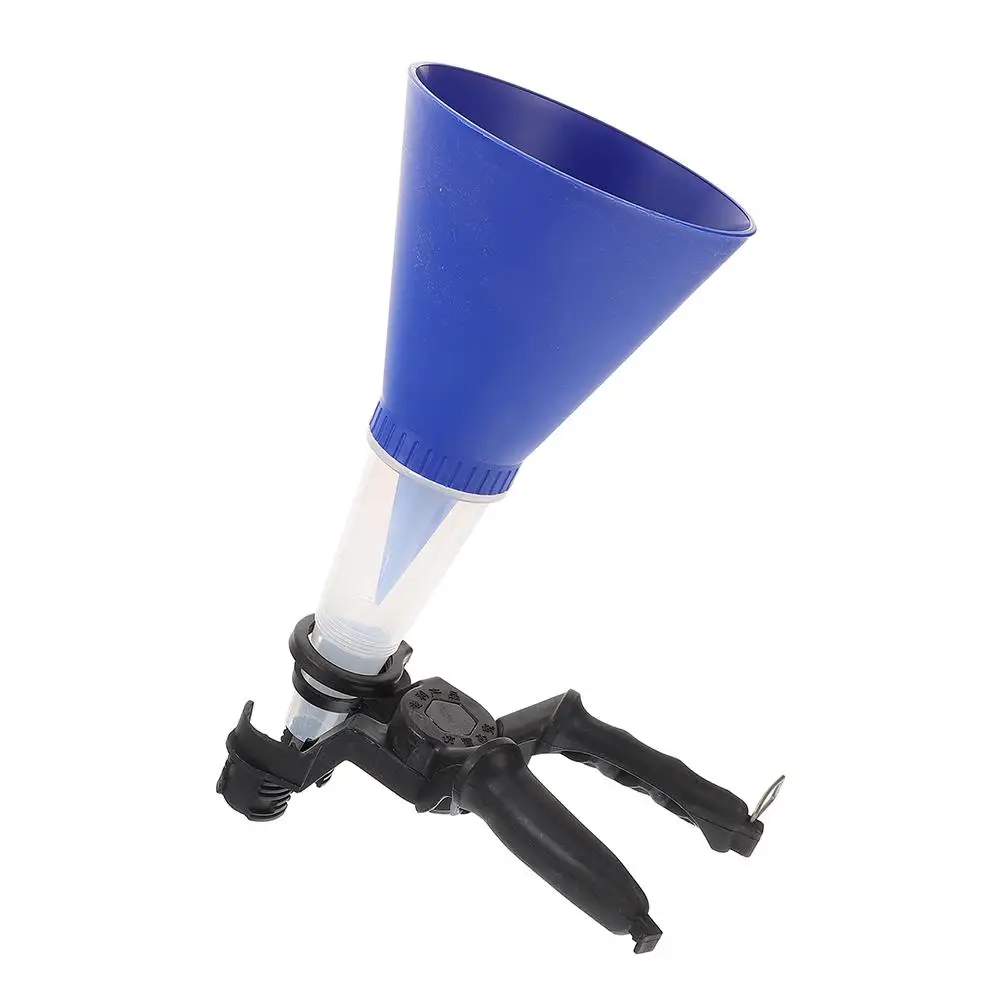 

Oil Funnel for Car Large Plastic Hose Filter Gasoline Tank Automotive Durable Leakproof Multifunctional Compatibility