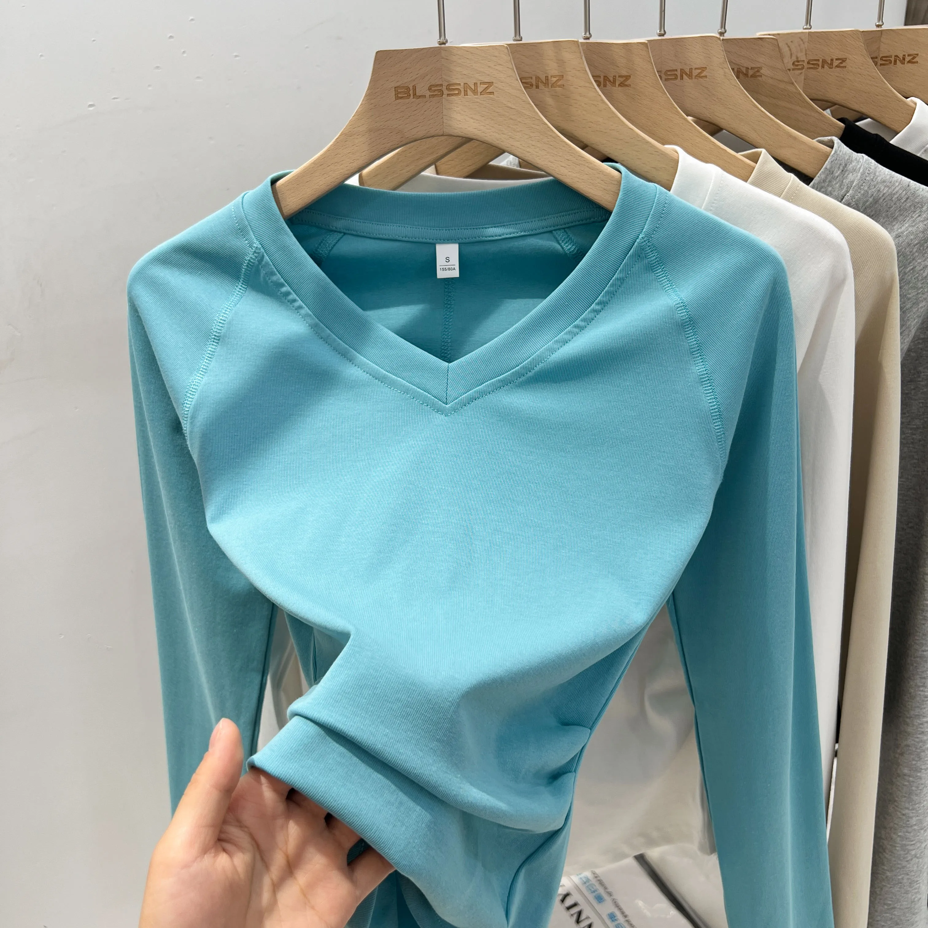 2025 verão plissado cintura emagrecimento base camiseta básica com decote em v magro t camisa feminina sólida versátil tendência manga longa topo