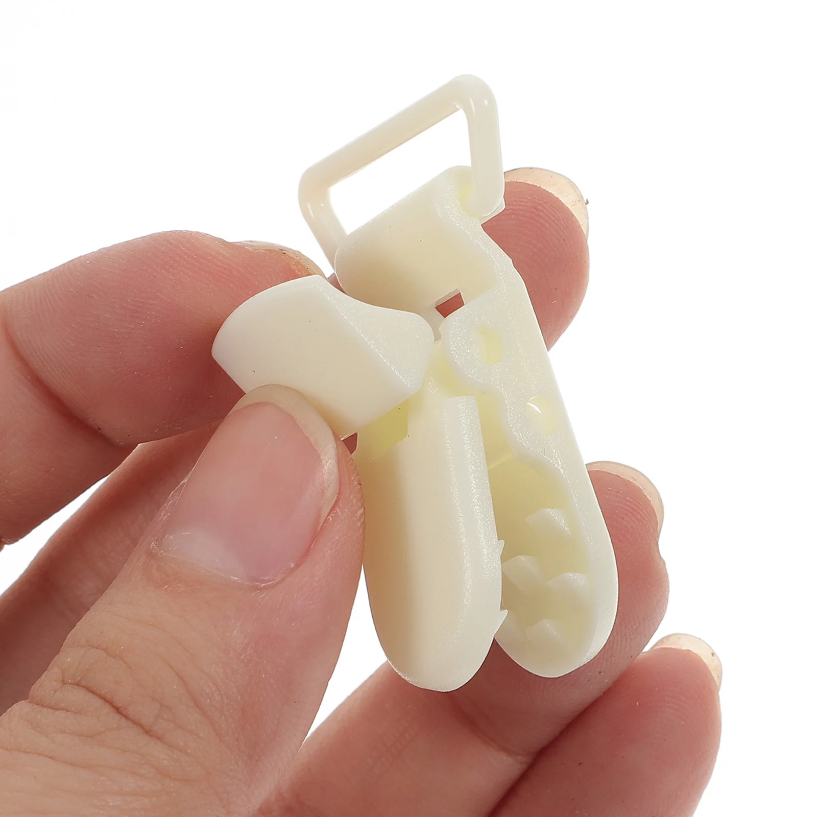 

10 шт., прозрачные пластиковые зажимы для значков соски, прозрачные зажимы для соски, защитный держатель нагрудника, цепочка для младенцев и детей