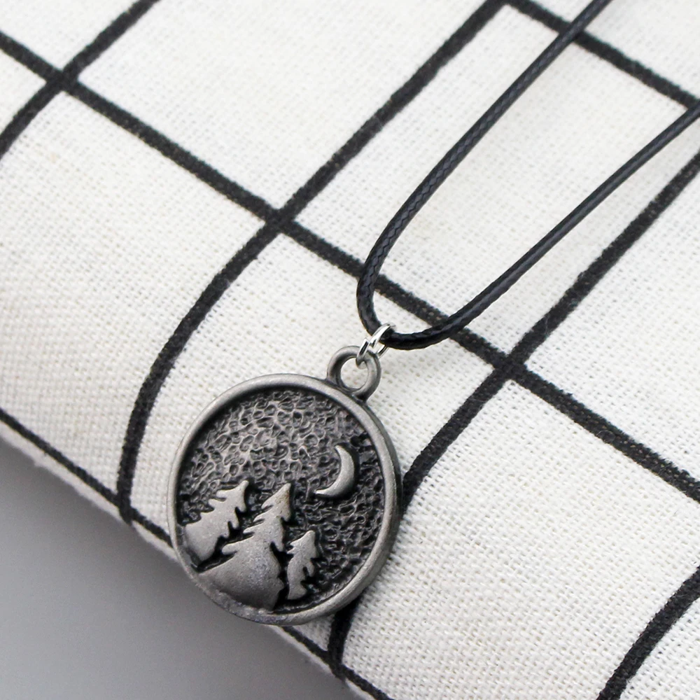 العصرية مجوهرات الذروة قلادة قلادة الذهب الأسود العتيقة اللون الجبال القلائد المختنق ربط وسلسلة جلدية للنساء