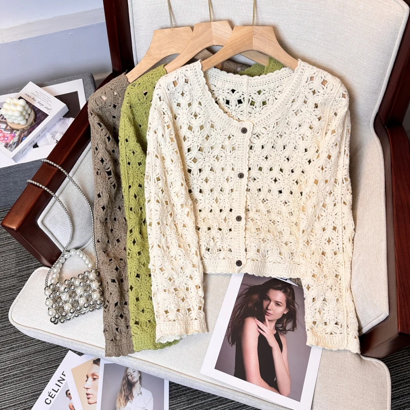 

V-Ne Long Sve Lace Knitted Hollow out Cardigan Women's Outerwear ort Air Conditioning irt round Ne Hook Flower Top