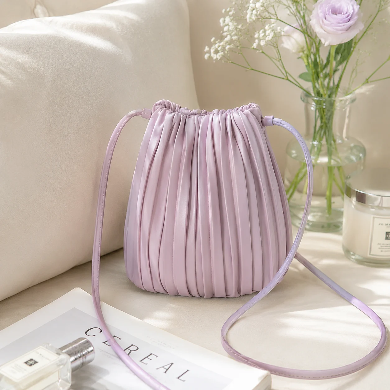 

Spring Summer Pleated Crossbody Bag for Women Design Magnetic Closure Small Square Bag Mini Cell Phone Purse Casual Shoulder Bag