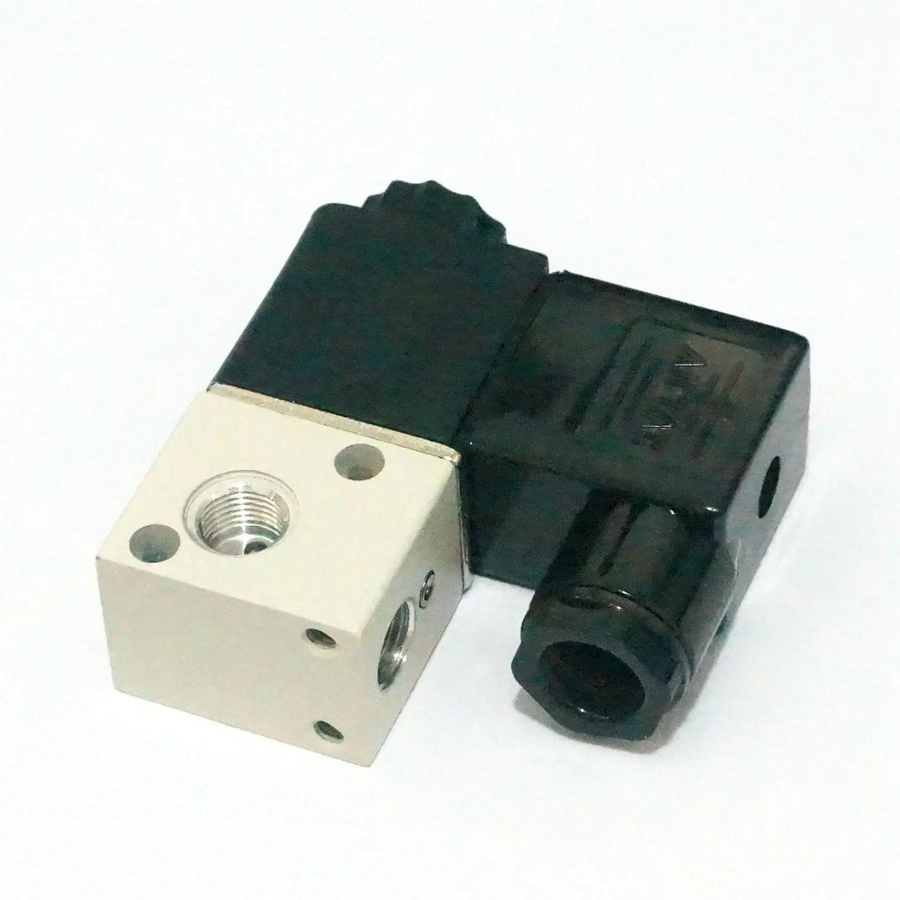 3V1-06 1/8 "BSP مغلق عادة 12VDC 24VAC/DC 36VAC 110VAC 220VAC 380VAC 3 منافذ 2 مواضع صمام الملف اللولبي صمام الهواء لفائف Led