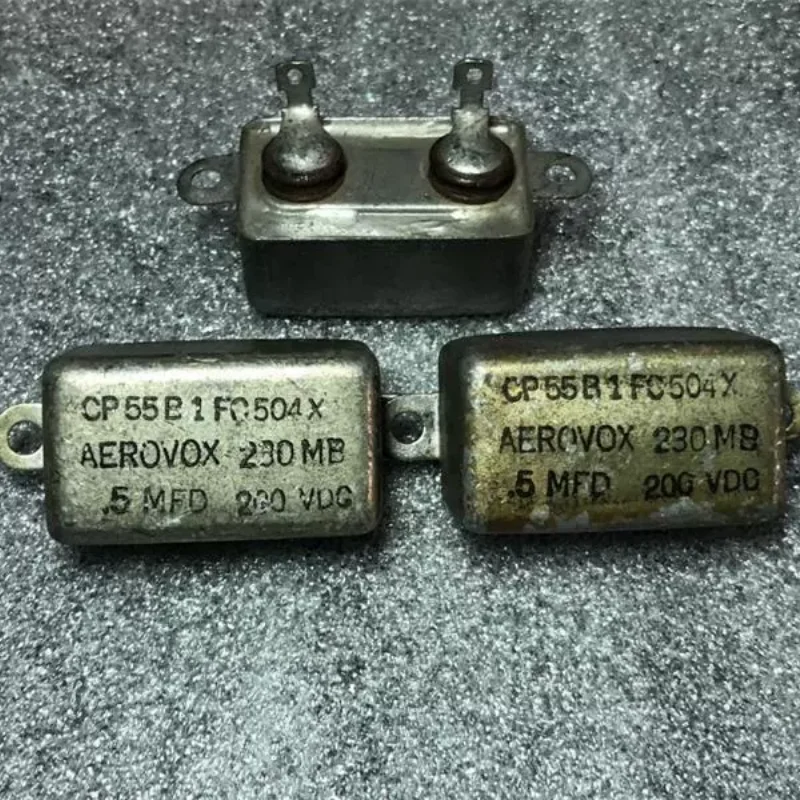 

Антикварный американский AEROVOX 200 В 0,5 мкФ поколения 0,47 мкФ медный корпус масляный соединительный конденсатор