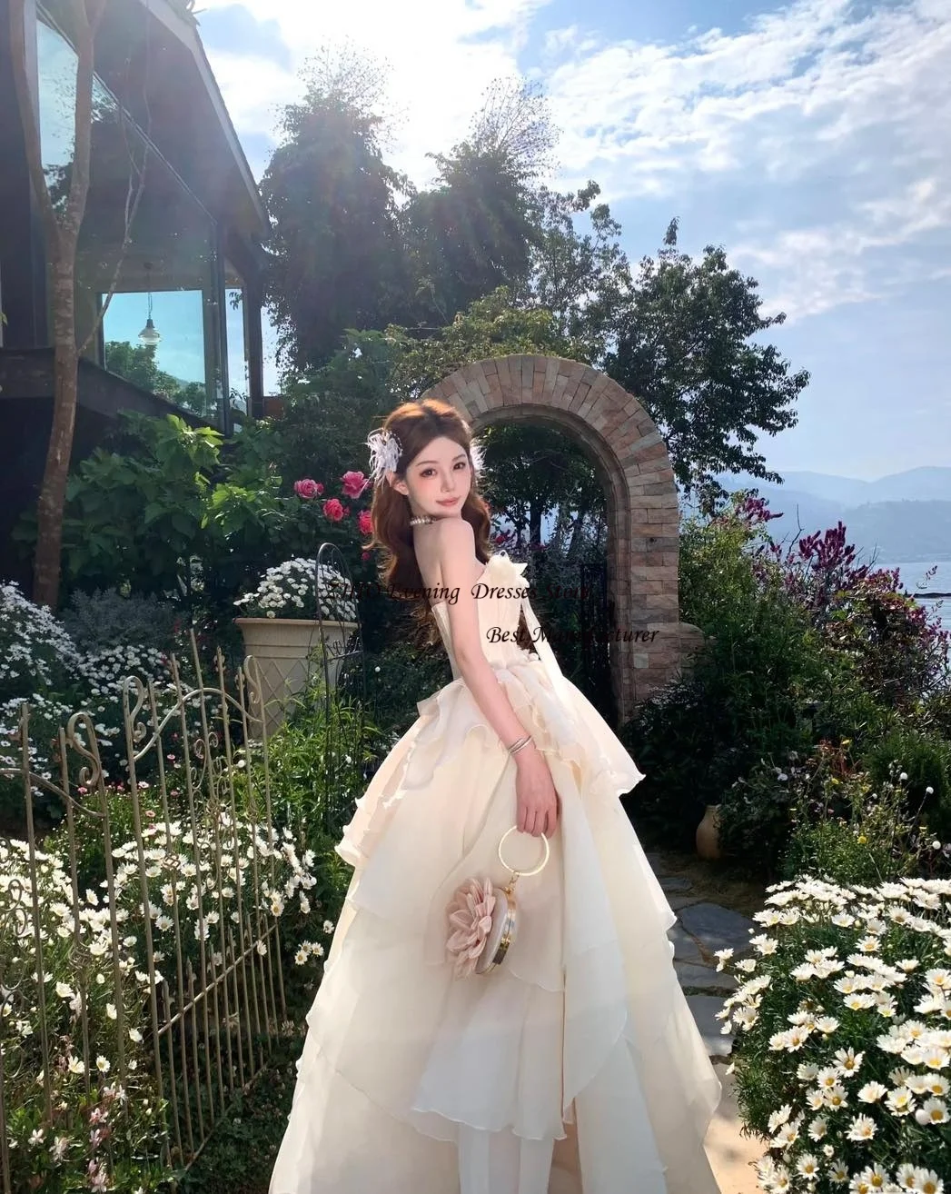 ZHIO فستان زفاف فاخر عاجي متدرج من التل والقطن فستان زفاف لالتقاط الصور مزين بالزهور على شكل قلب بدون أكمام فساتين العروس