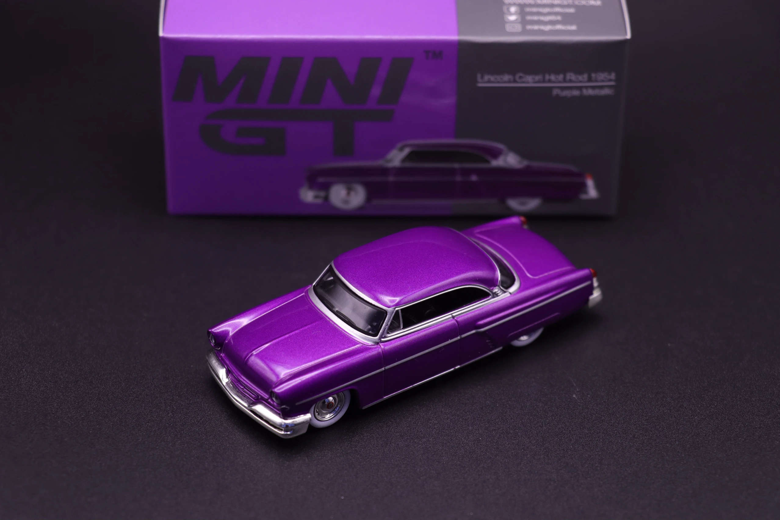 

TSM MODEL MINIGT #757 1/64 Lincoln Capri Hot Rod 1954 diecast alloy car model