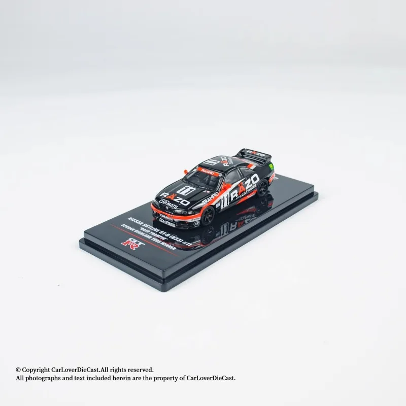 Lagerbestand 1:64 NISSAN GTR R33 # 11, Automodell aus Druckgusslegierung, Jungenspielzeug, Festivalgeschenk für Kinder, Sammlerstück für Erwachsene.