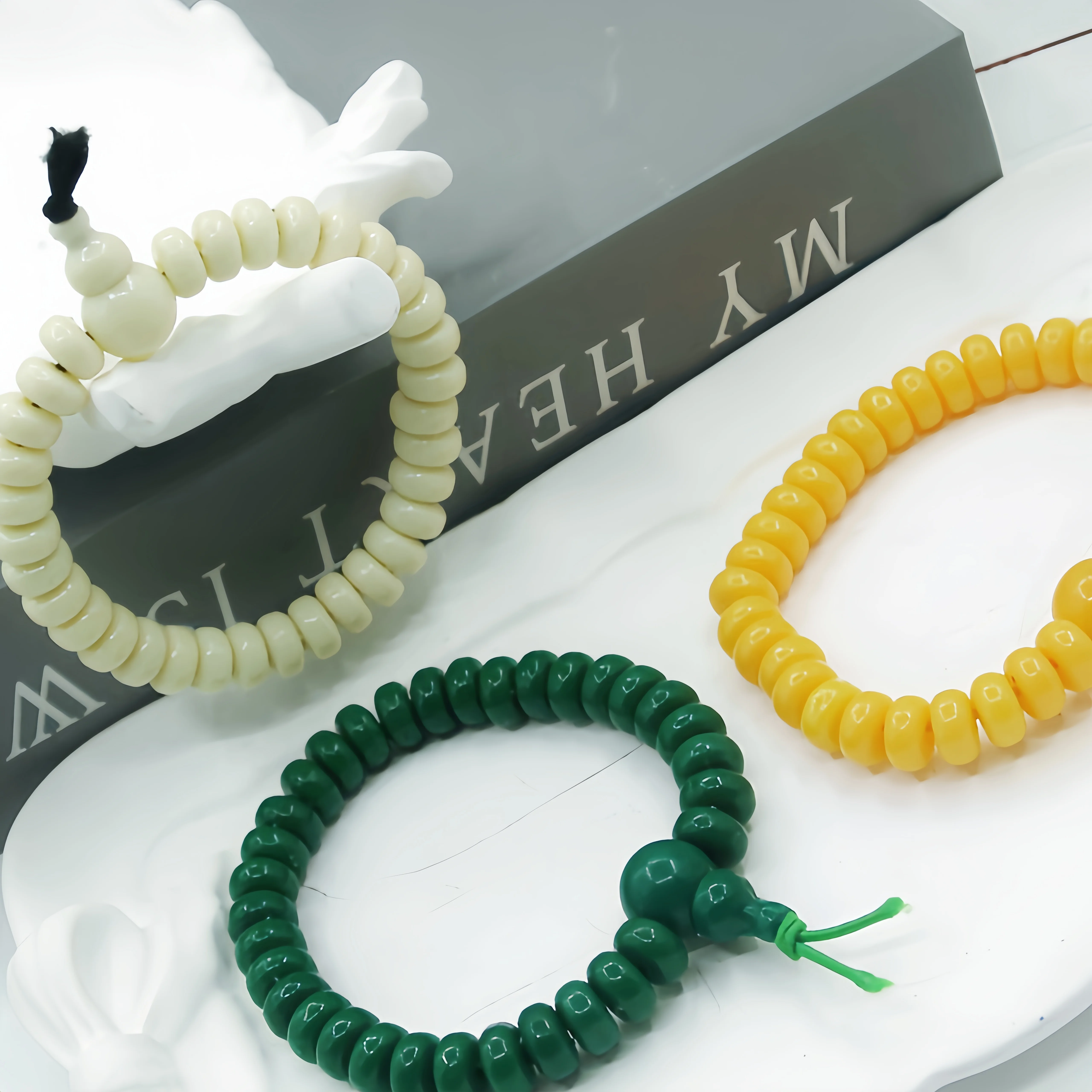 8mm solid plain elastic prayer beads made of resin, 33 solid smooth round beads, short wrist bracelet for prayer counting