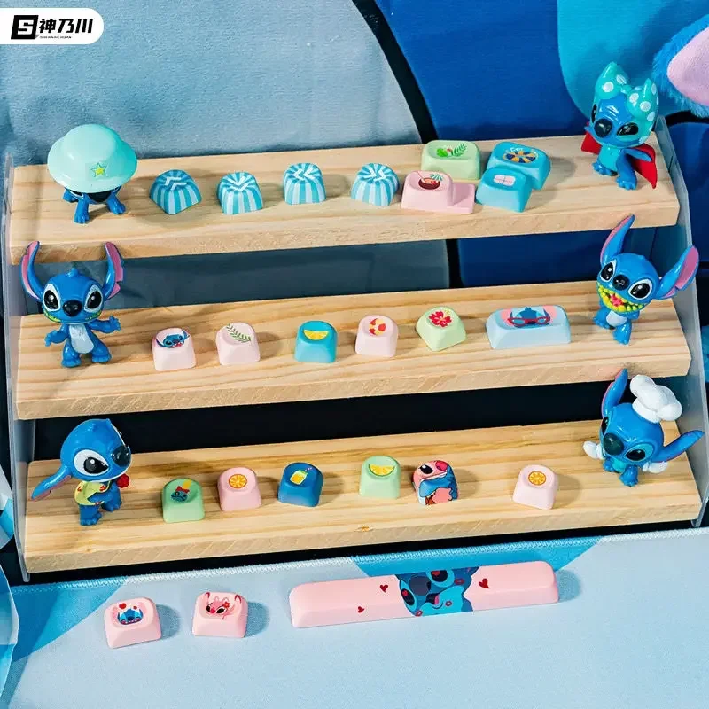 أغطية مفاتيح على شكل نجمة لطيفة من Disney Stitch كاواي إبداعية باللون الأزرق السميك من مادة PBT مجموعة كاملة من أغطية المفاتيح هدية العيد الشخصية