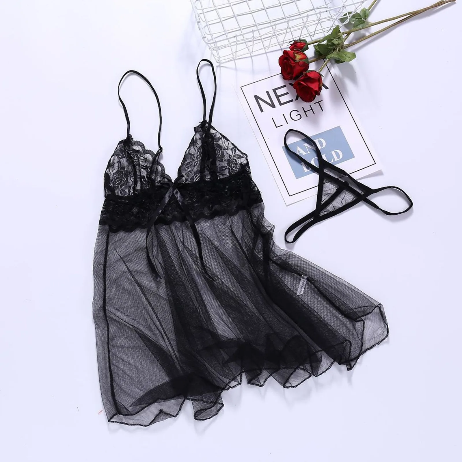 جديد المرأة الصدرية مجموعة أزياء مثير الملابس الداخلية النسائية رقيقة جدا المطرزة شبكة الحمالات مريحة ملابس المنزل الملابس الداخلية 2 قطعة مجموعة