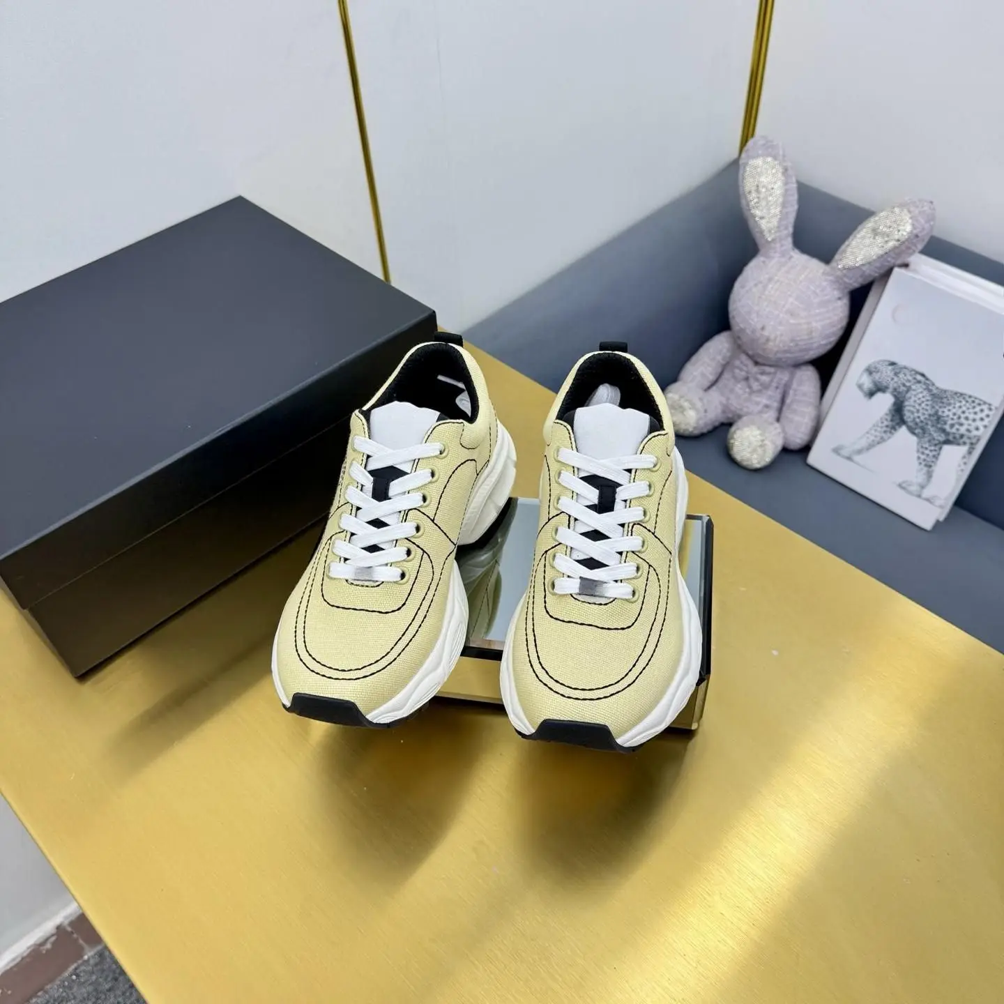 Unisex Beige Canvas Sneakers Lace Up Low Top Platform Casual Walking Sports Shoes