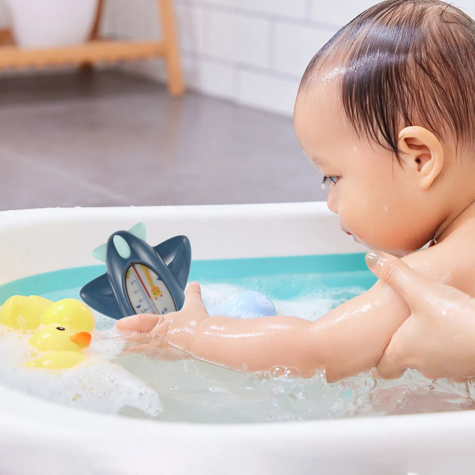 

Термометр для ванны для новорожденных и малышей, водонепроницаемый, точный измеритель температуры воды, безопасность при купании младенцев