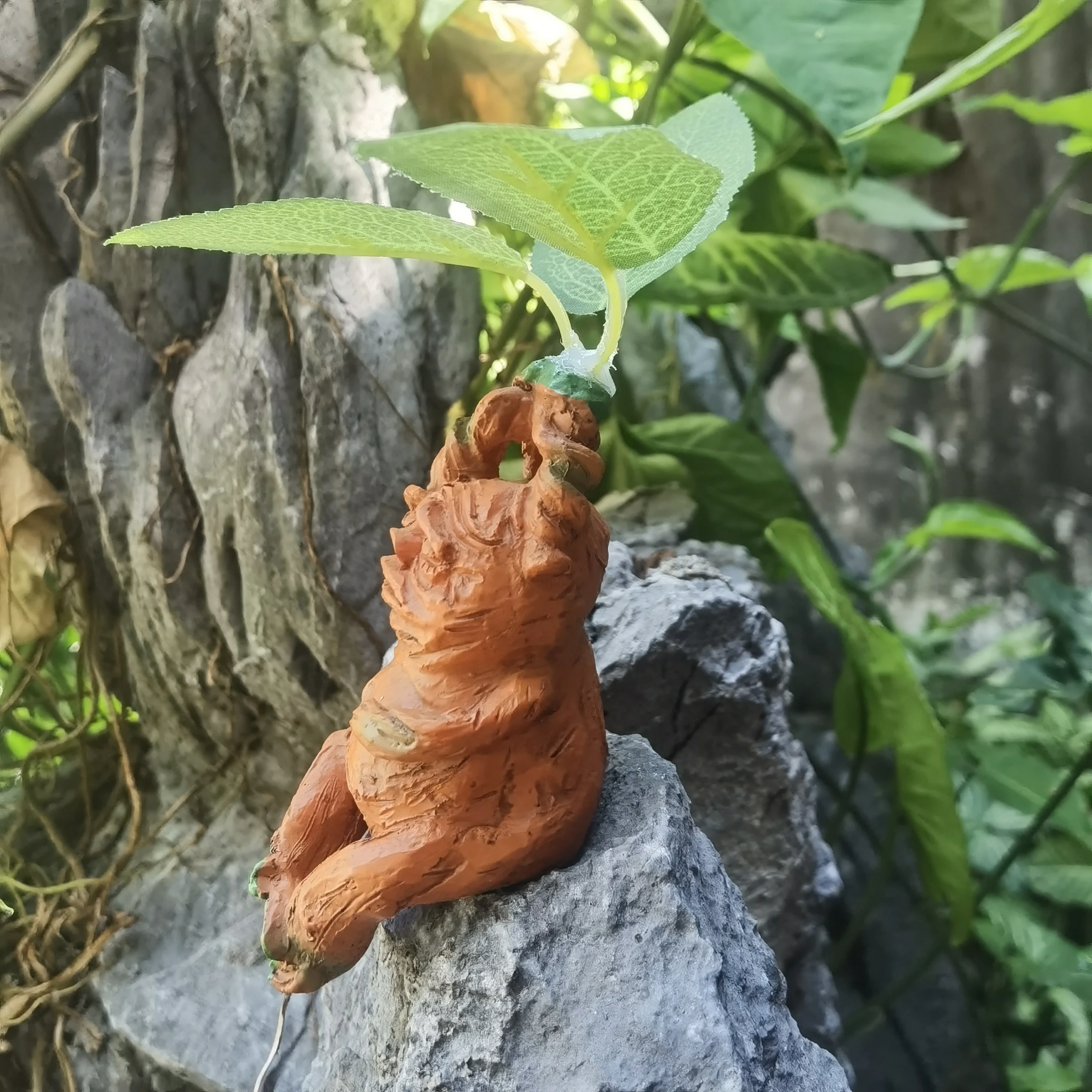 Figurina di foglie verdi di fischio cortile esterno balcone scultura di rockery arte decorativa soggiorno camera da letto ornamenti paesaggistici