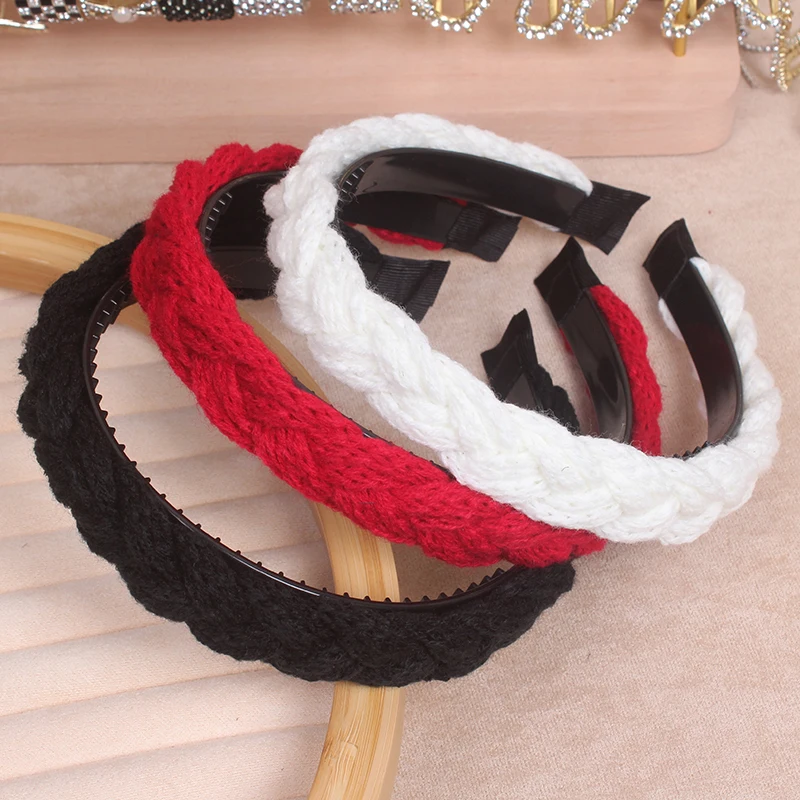 New Retro Weaving Plush Head Hoop Women Face Wash Hairhoop Headwear Autumn And Winter Solid Color Wool Braided Hair Accessories