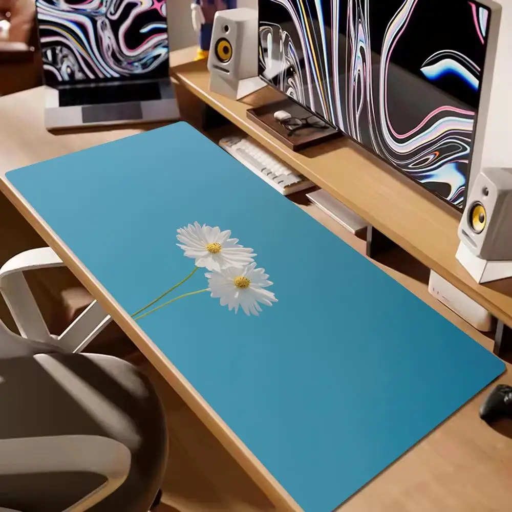 

White Daisy Design Mouse Pad Large Rubber Base Anti-slip PC Desk Accessories Mousepad for Office & Gamer Keyboard Mats Decor Mat