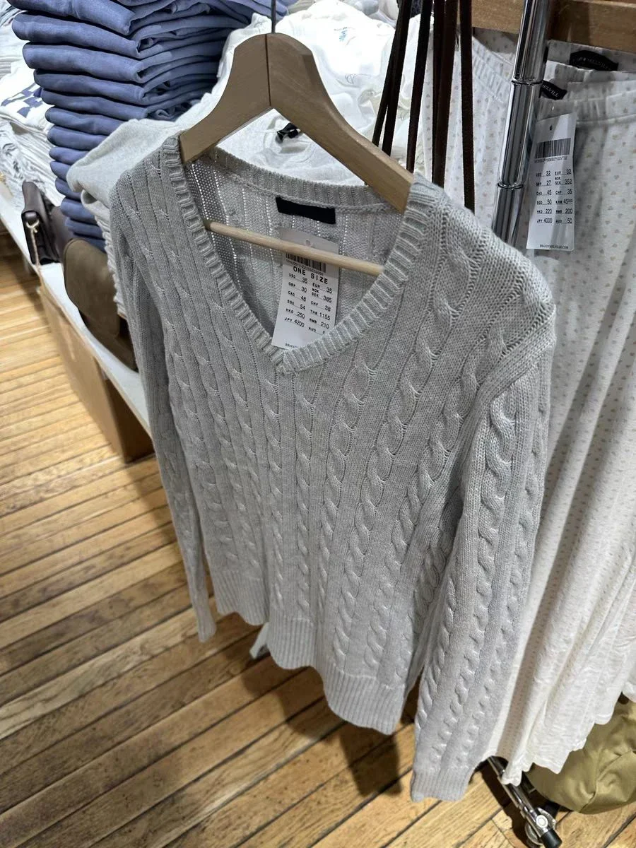 Gray Twist Flower Sweater Woman Autumn V-neck Long Sleeve Cotton Slim Jumper Top Casual Sweet Preppy Style Knit Sweaters Y2k 6