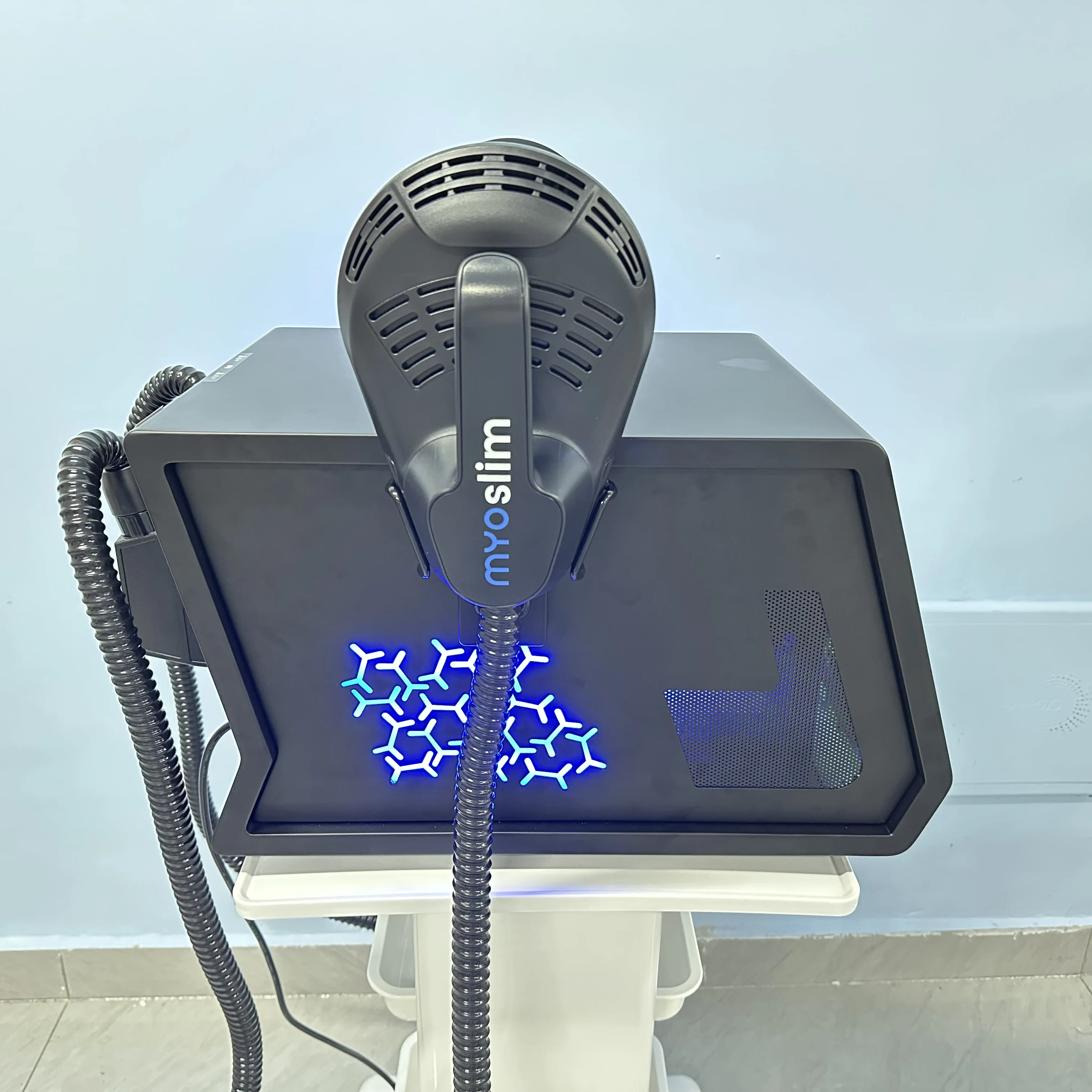 15 Tesla 6500W NEO Electromagnetic Muscle Stimulation Therapy Machine Body Slimming Fat Burning Treatment Device