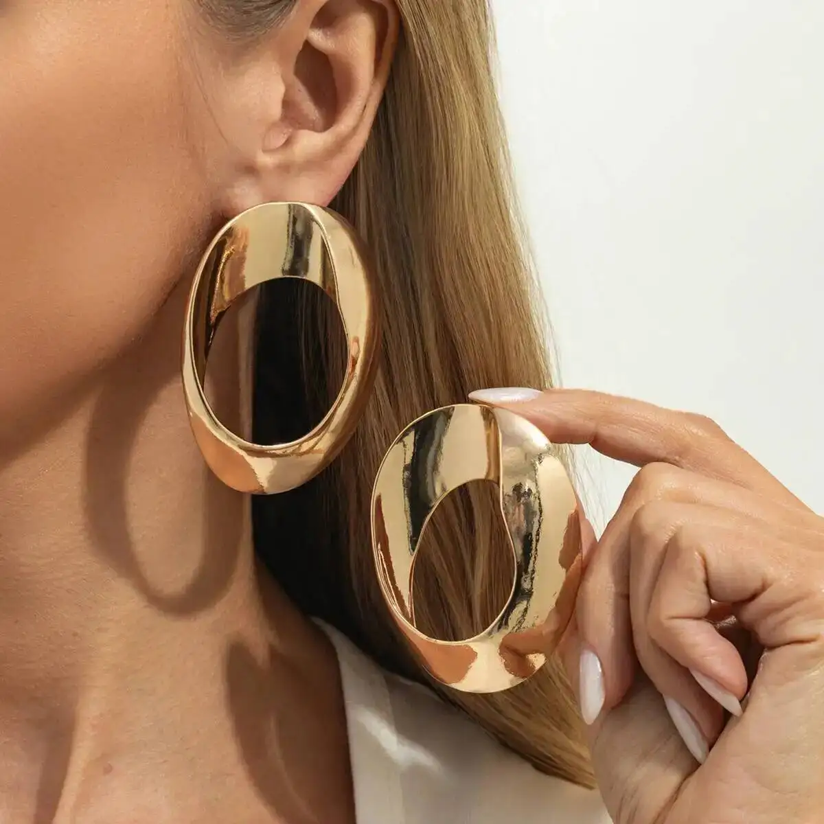 KunJoe Punk Irregular Smooth Hollow Oval Stud Earrings Women Exaggerated Gold Color Piercing Earring Seampunk Party Jewelry Gift
