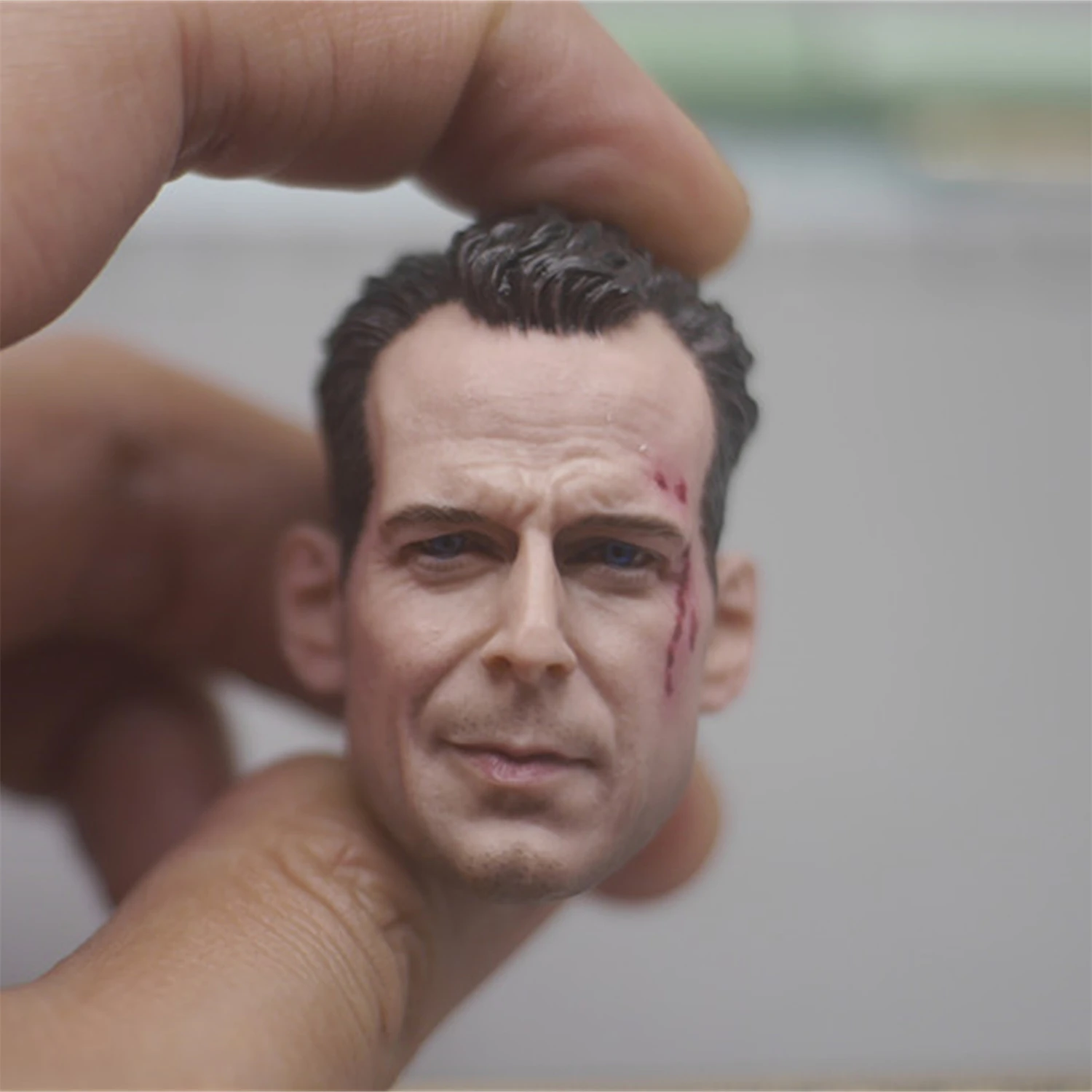

1/6 Scale Wounded Bruce Willis Head Carving Model Toys