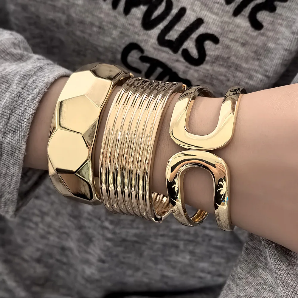 KMVEXO مبالغ فيها السلس غير النظامية واسعة الربيع أساور للنساء الهيب هوب الشرير المعادن هندسية الكفة سوار للنساء أساور #4