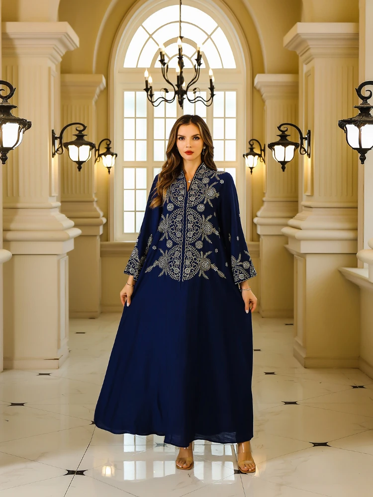 

White Blue Green Long Sleeve Arab Dresses Woman Uae Abayas Dubai Traditional Moroccan Dress Ladies Embroidered Kaftans Robe Eid