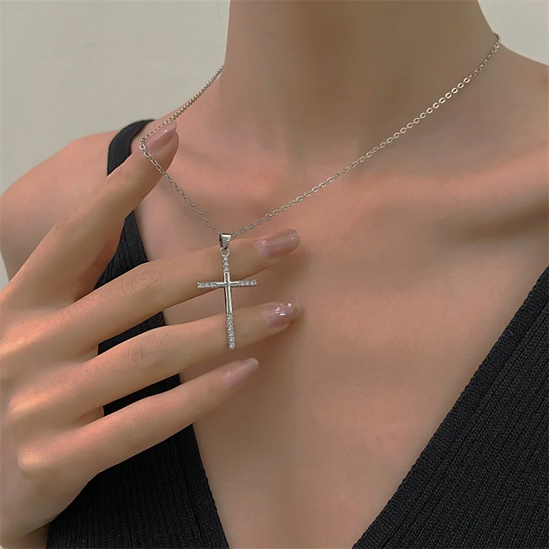 Classic Micro-Inlaid Simple Christian Cross Stainless Steel Necklace Fashion Wedding Versatile Clavicle Chain Pendant