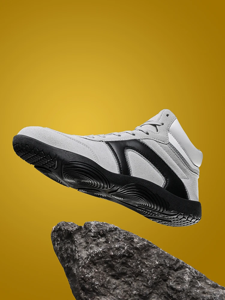 2025 Hot Sale Men's Women's Fighting Shoes Athletic Shoes Comfortable Wrestling Sneakers Trainers Boxing Shoes