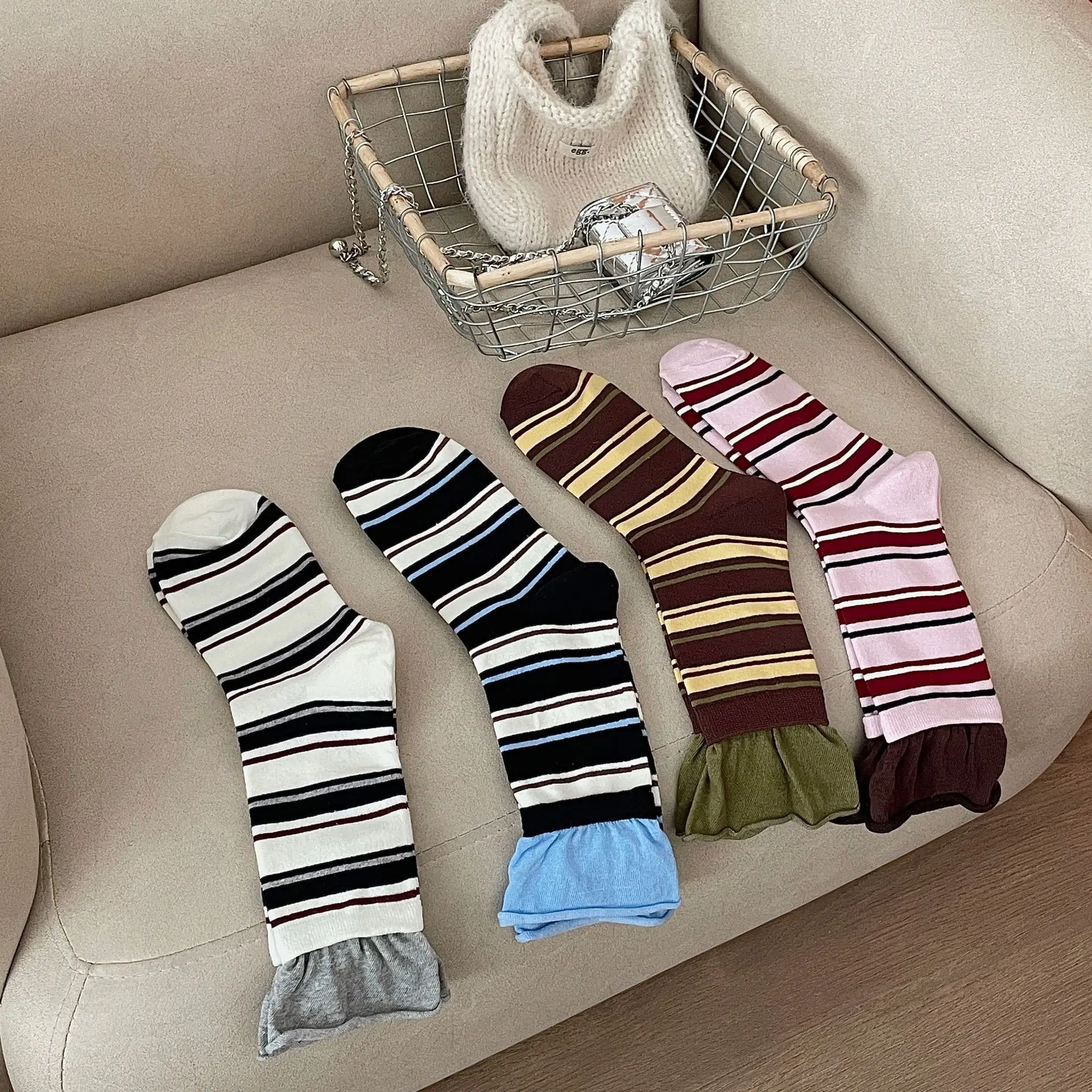 

Стильные женские лоскутные носки контрастного цвета в широкую полоску в стиле ретро, розовые хлопковые носки в полоску.