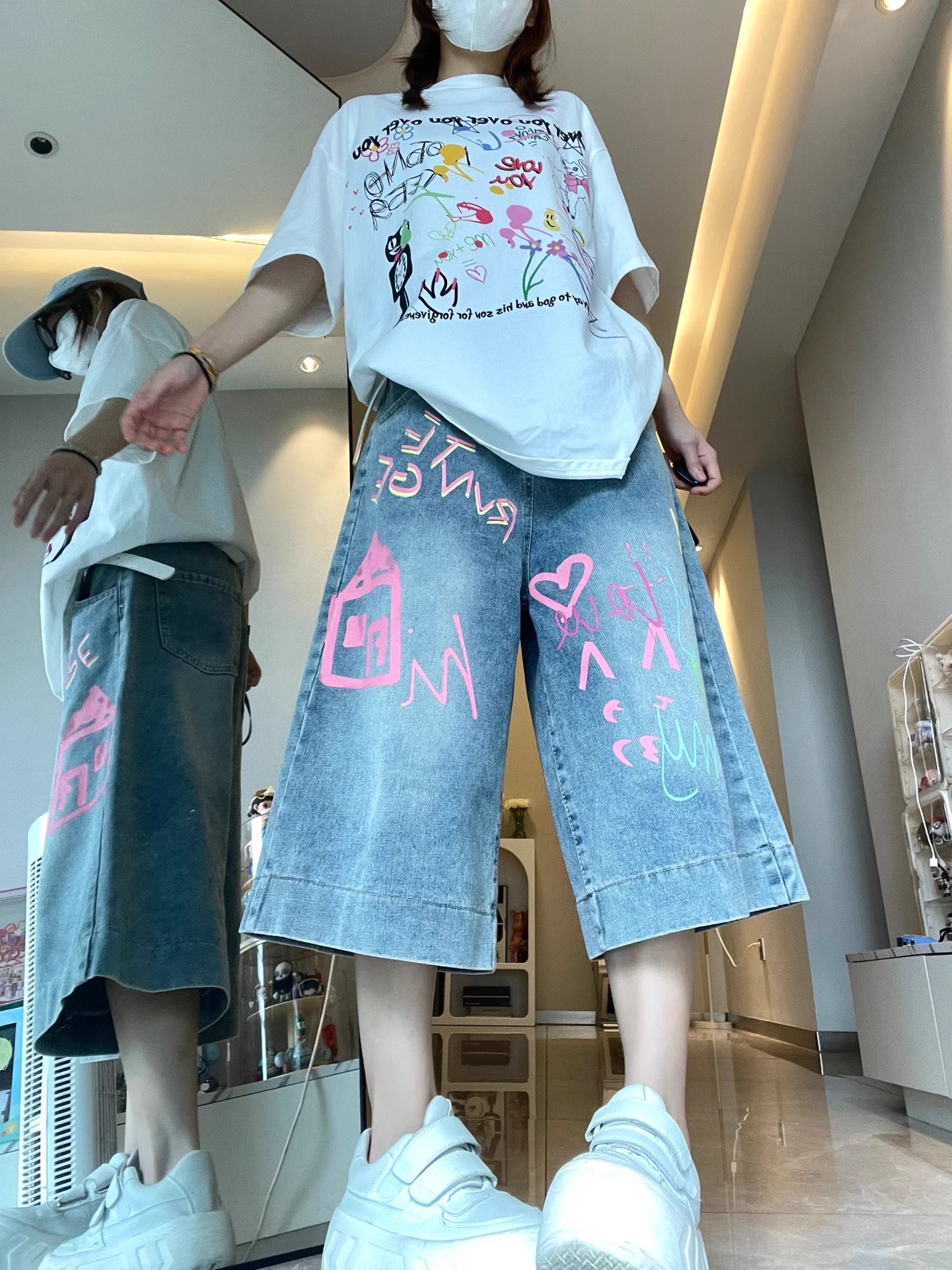 

plus Size Women's Graffiti Print 7/8 Length High Waist Loose Fit Summer American Style Denim Shorts Casual Wide Leg ...