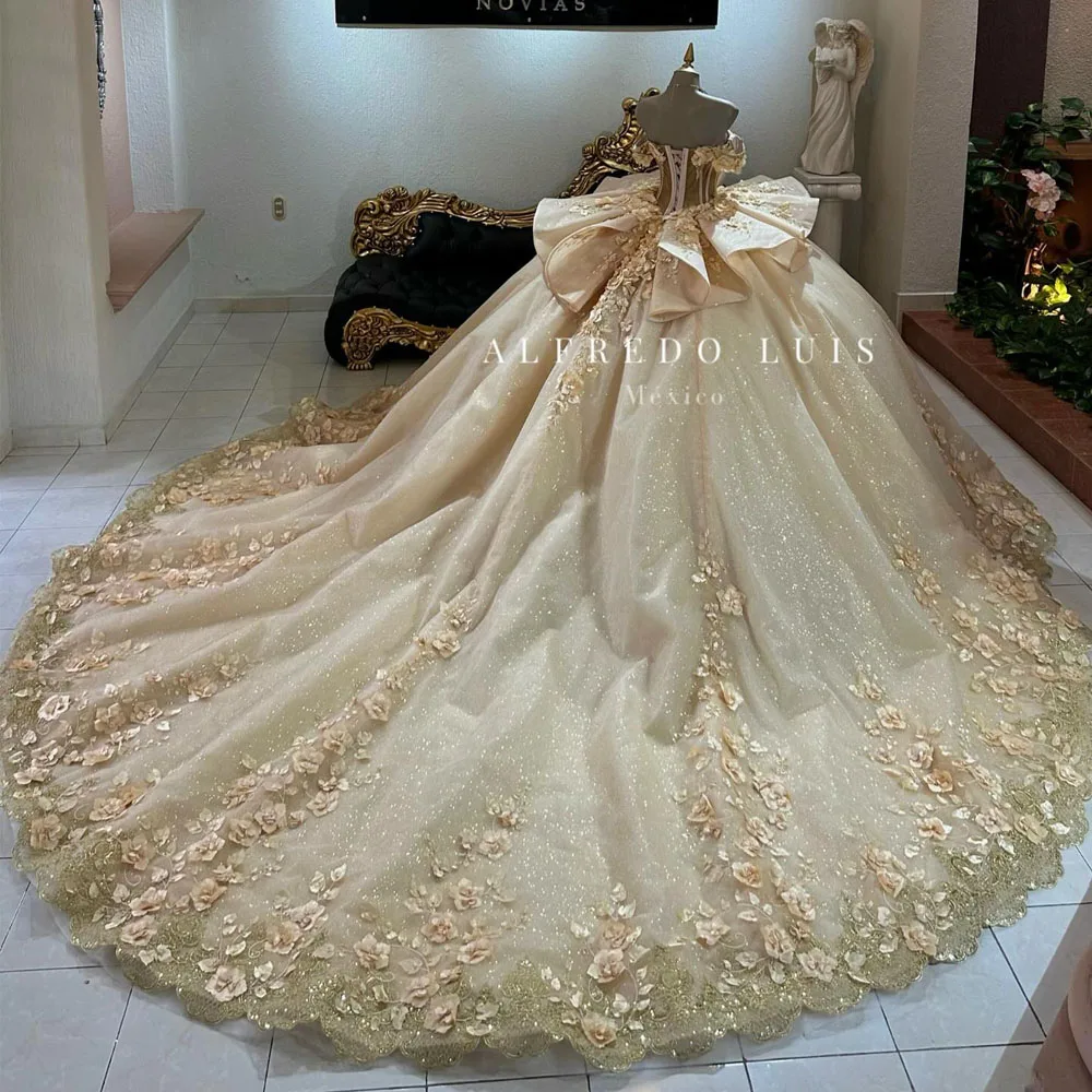Luxury Champagne Quinceanera Dresses Beads Crystals 3D Appliques Ball Gown Birthday Gown Vestidos De 15 Años Customized